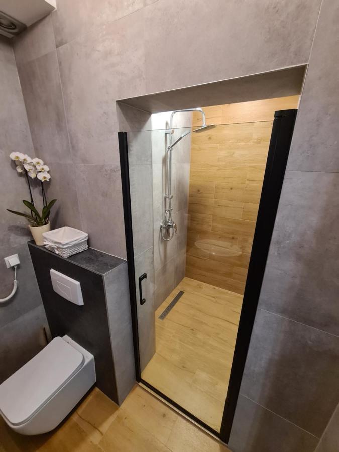 Bialy Bor Widok Na Gory I Zalew Solinski 530-487-636 Privatunterkunft *